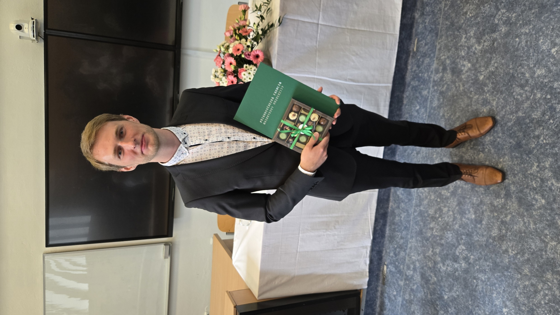 Jan Ševčík receiving the Dean’s Award